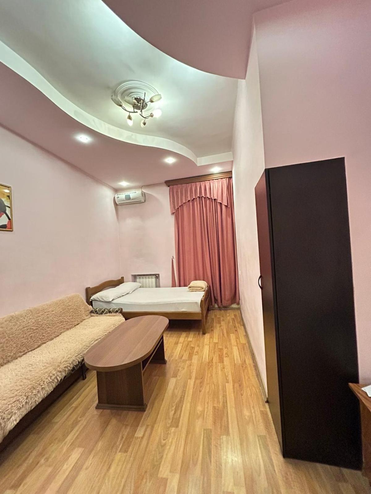 Manand Hotel Erivan Dış mekan fotoğraf